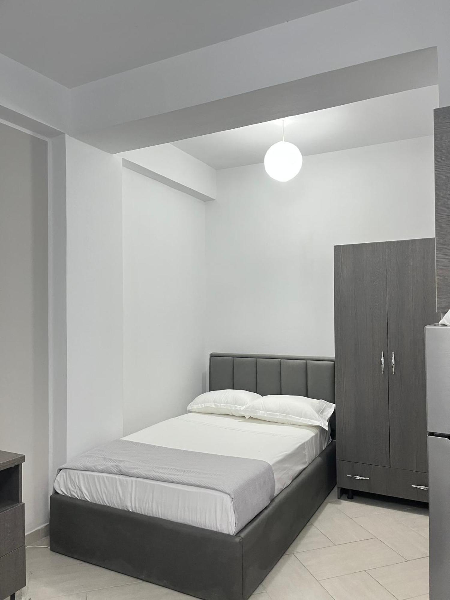 Vlorë Blossom Apartments מראה חיצוני תמונה