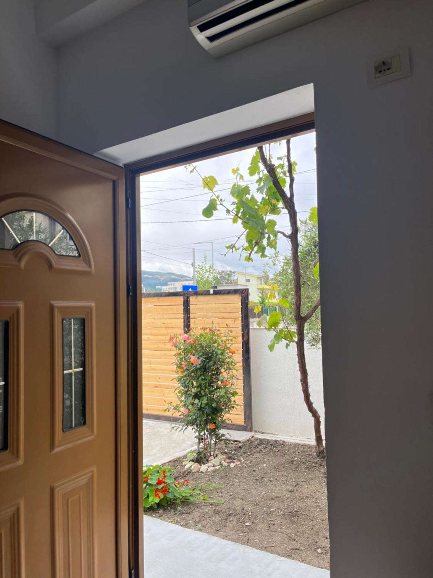 Vlorë Blossom Apartments מראה חיצוני תמונה