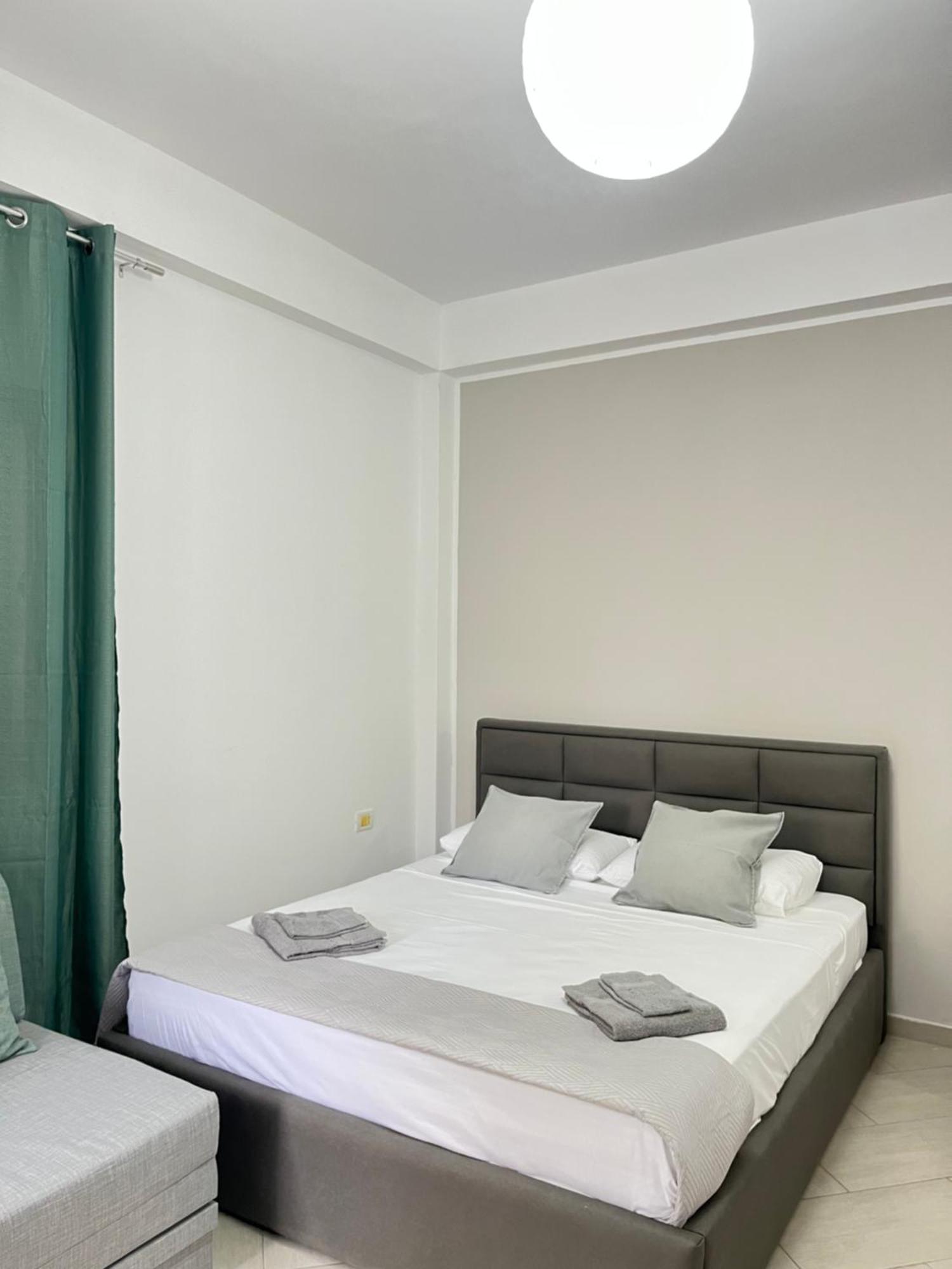 Vlorë Blossom Apartments מראה חיצוני תמונה